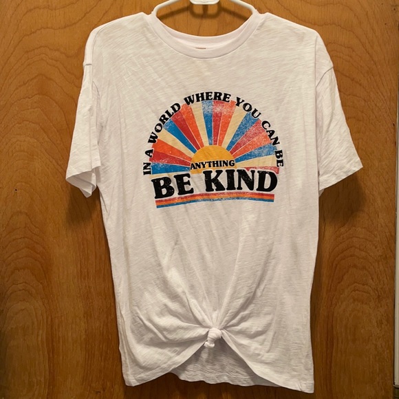 Altar'd State Tops - Graphic t-shirt